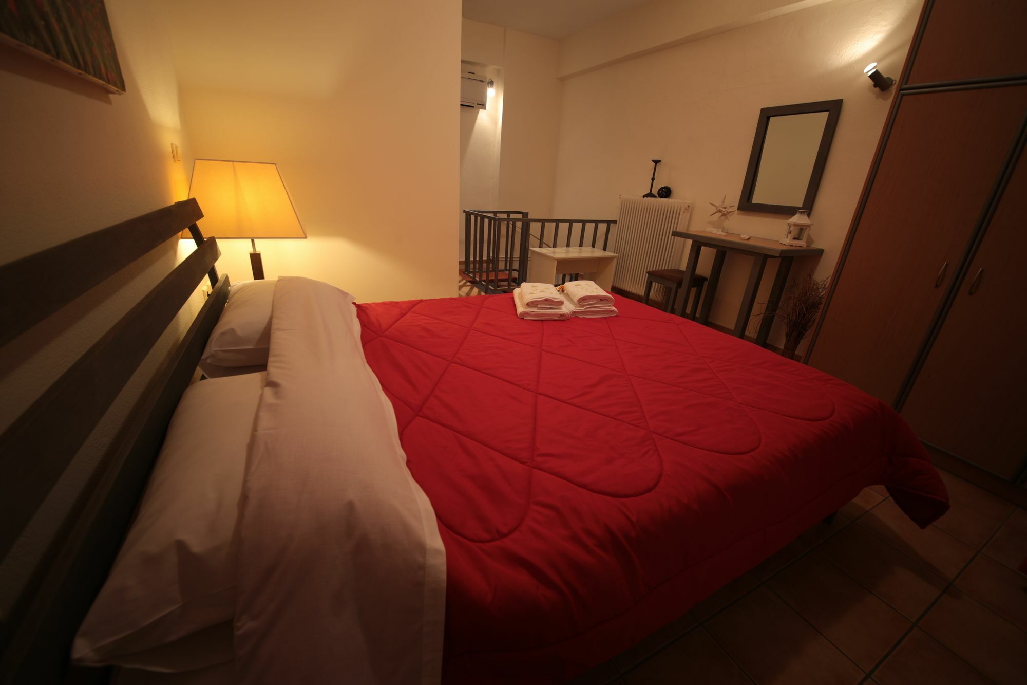 Point Twins Apartments Vrontádos Buitenkant foto